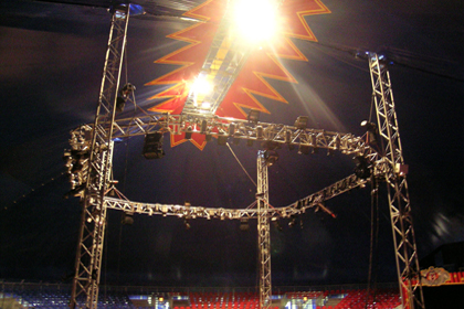 Structure Cirque